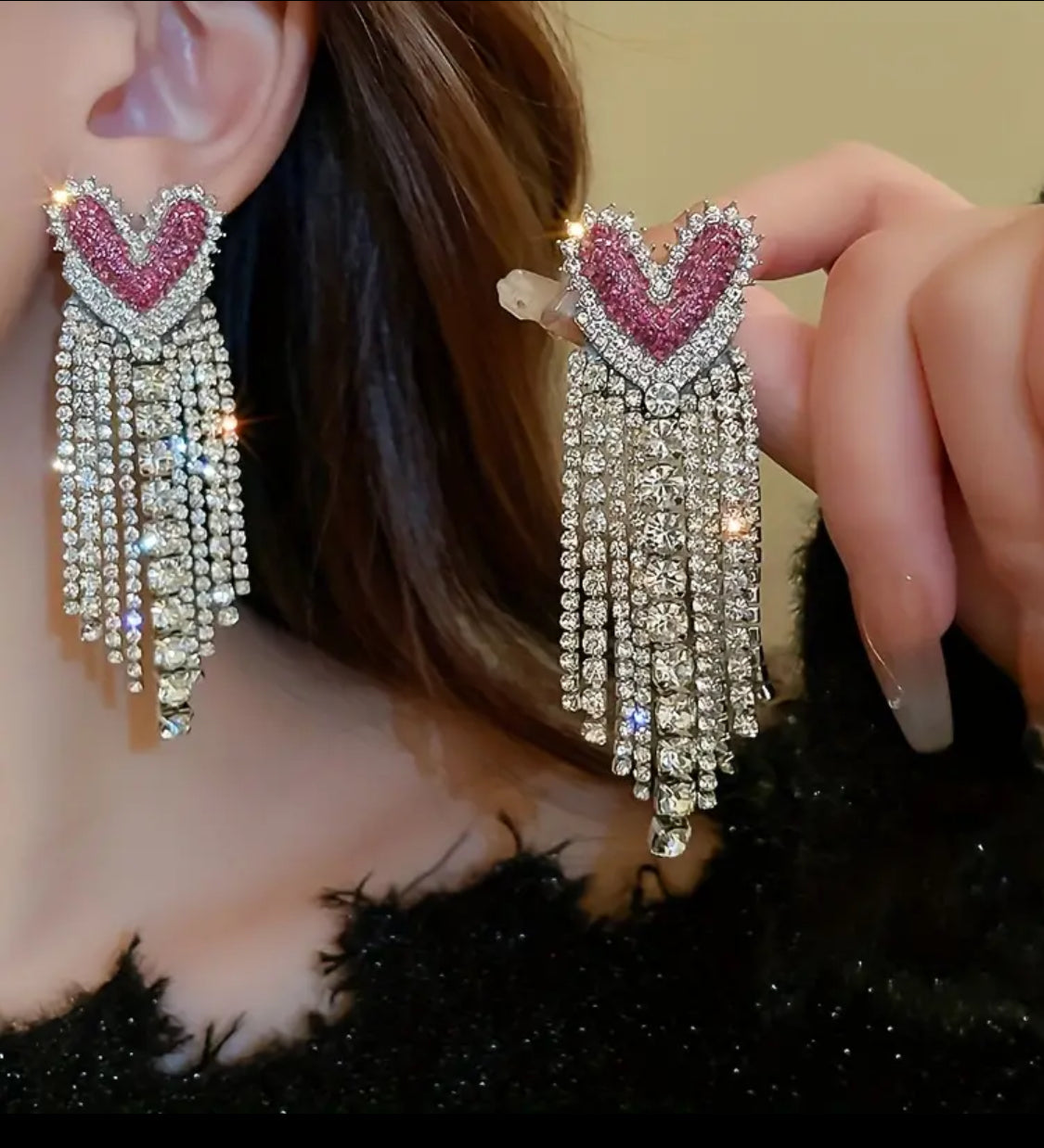 Absolutely must have dazzling, super shiny, sparkling heart earrings, embellished with pink rhinestones ￼